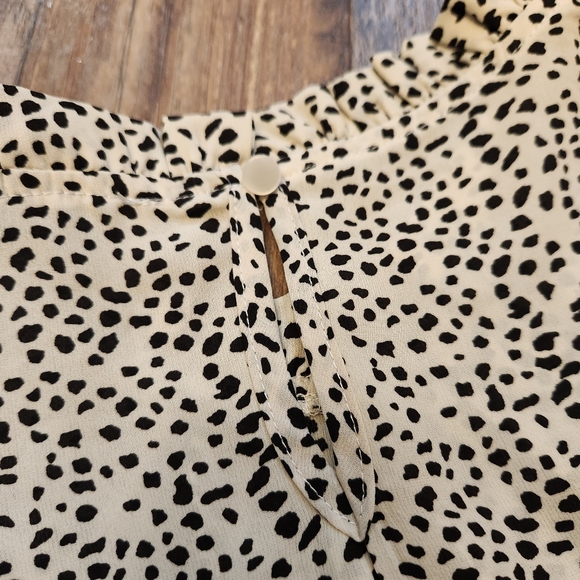 Solution Blouse - Picture 3 of 4